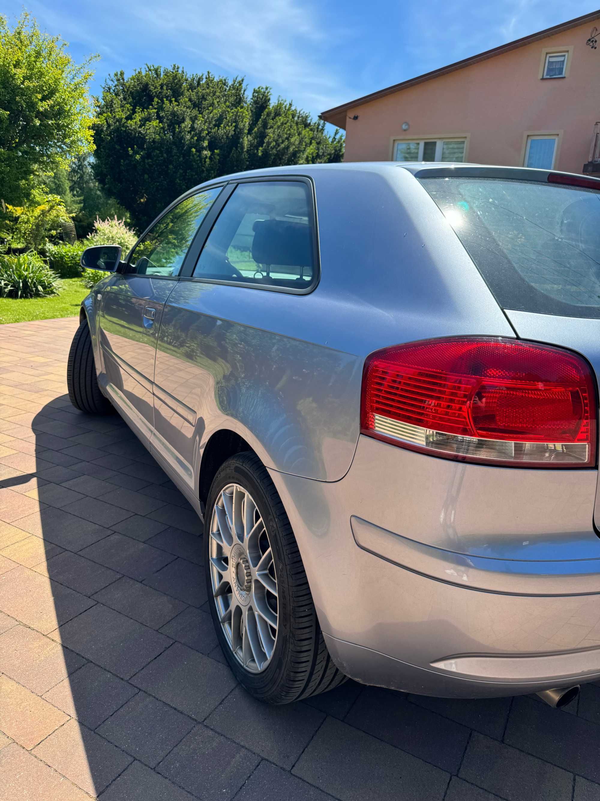 AUDI A3 8P 1.6 MPI 102 konie (zadbane, klimatyzacja)