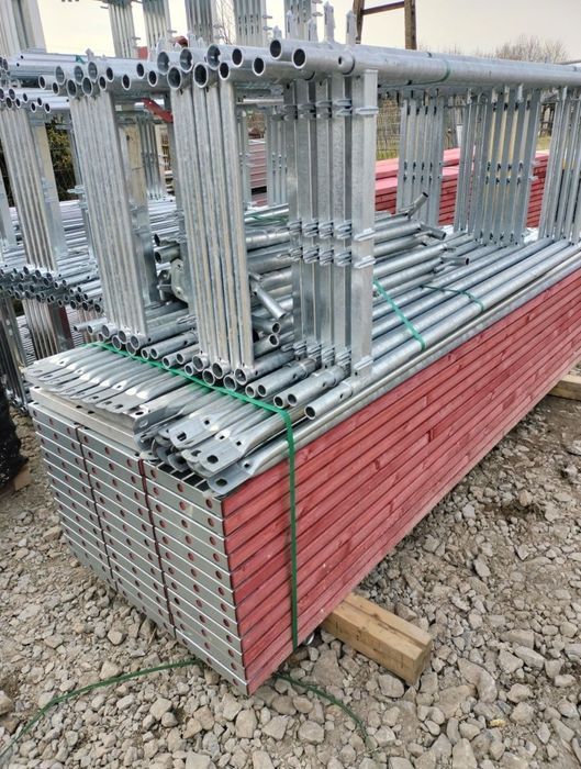 Rusztowanie fasadowe 150m2 system pletak