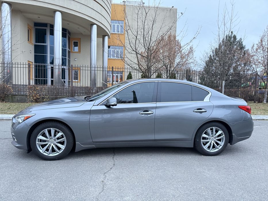 Infinity Q50 2.0t • 2016 • 180тыс • Камера 360 • ЛЮК • Идеальное сост.