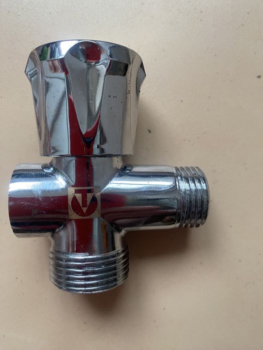 Кран ,Тройник бытовой  Valtec 1/2” x3/4” x1/2 для стиральных машин