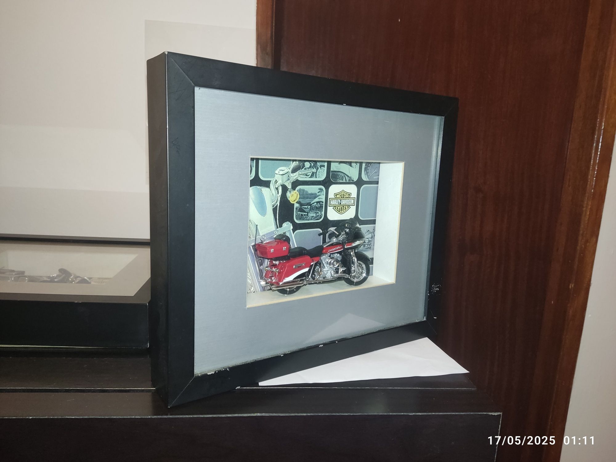 Moldura com Harley Davidson