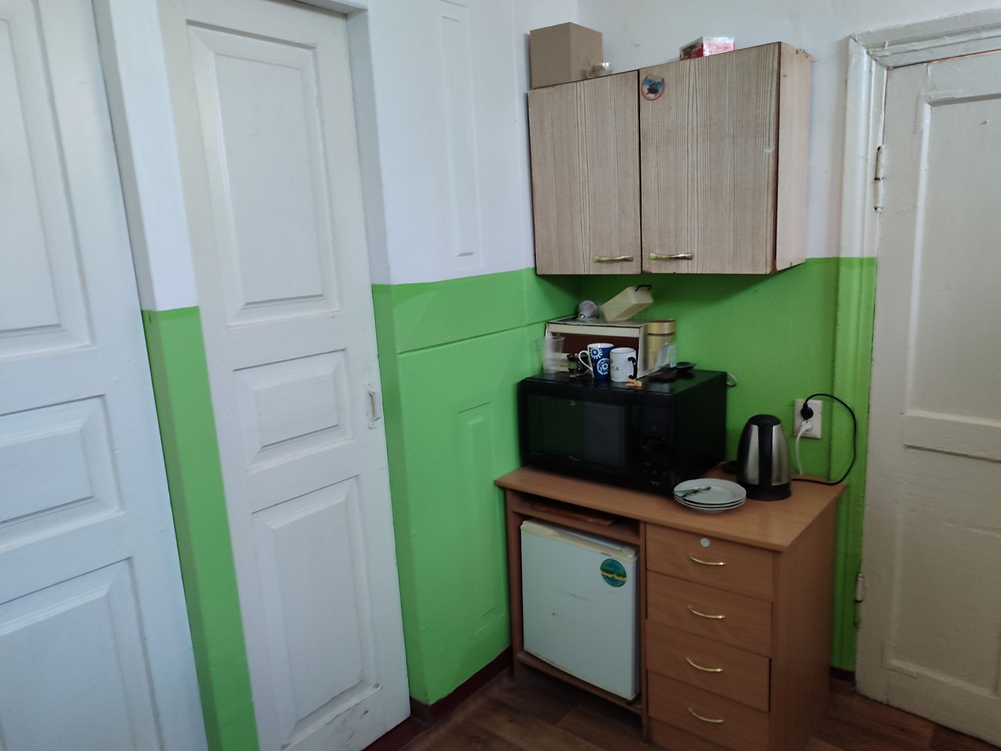 Продаж нерухомості з ділянкою на 28 соток, 550 кв. м