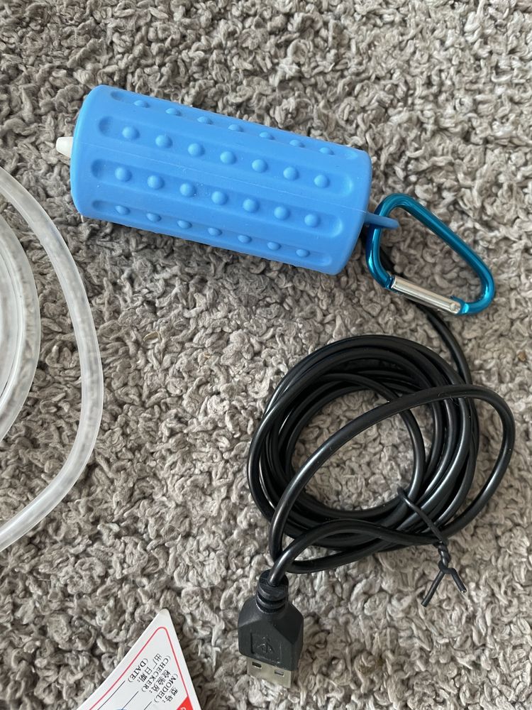 Mini pompka do akwarium USB- niebieska