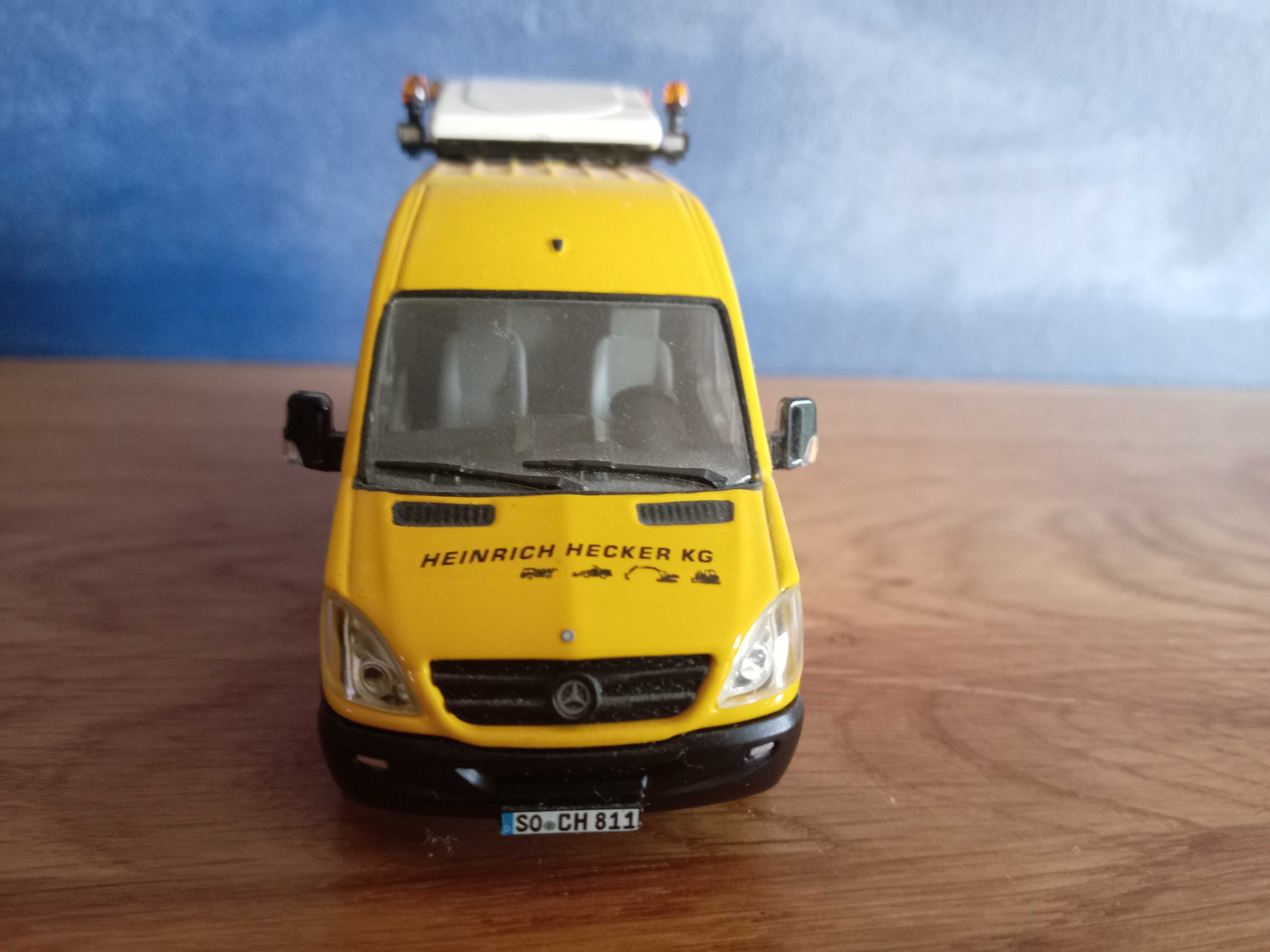 Model WSI 1:50 Heinrich Hecker KG Pilot BF-3 MB Sprinter