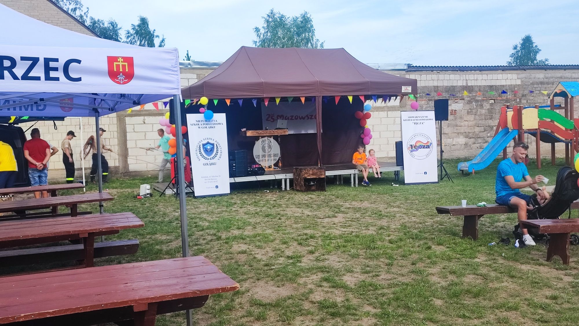 Namioty Nalewak Krzesła Stoły Katering Zastawa Roll bar podesty