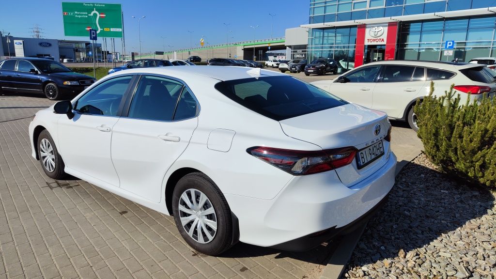 Toyota Camry 2.5 HYBRID- NOWA- LEASING !