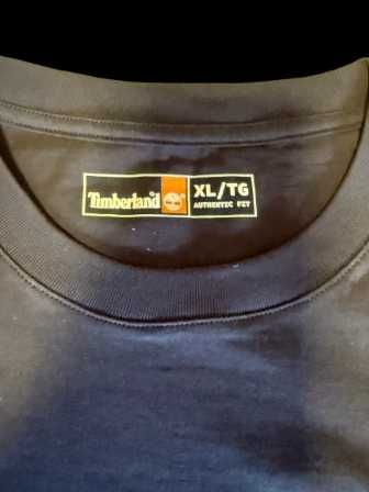 T-shirt Timberland Azul Escura – Tamanho XL (Nova e Original)