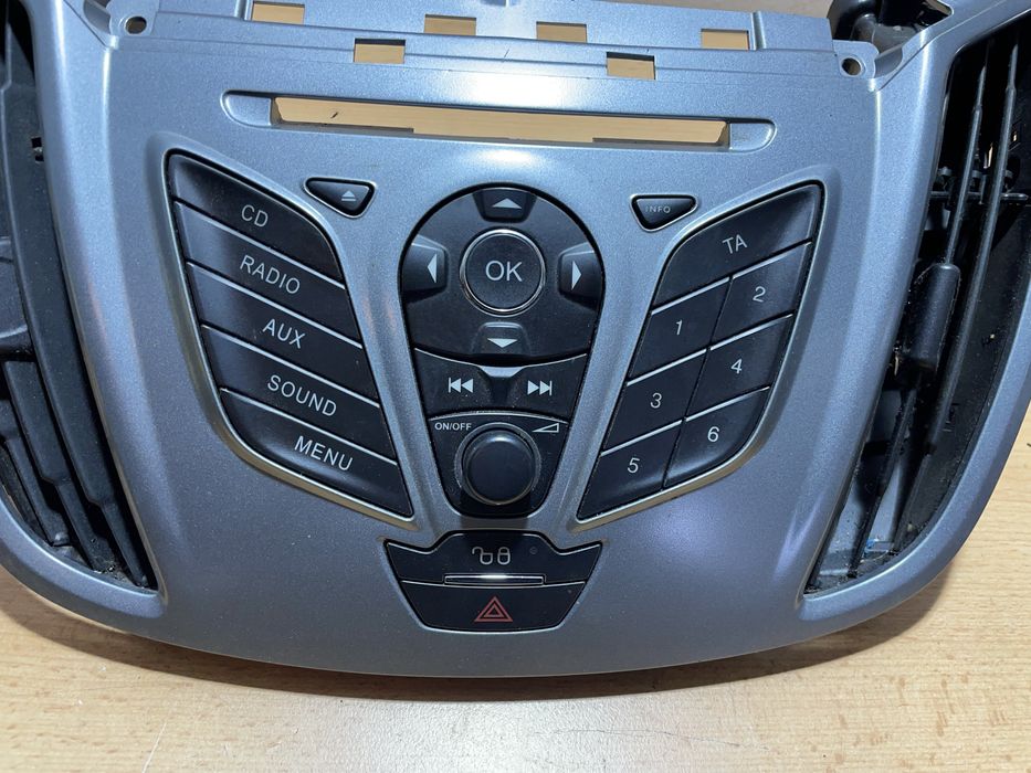Ford c-max mk2 focus mk3 panel sterowania radia ładny sprawny
