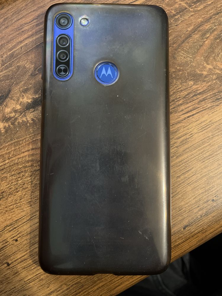 Telefon motorola g8