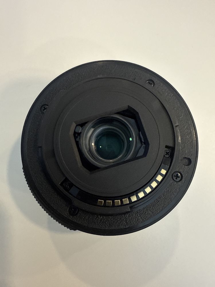 Lente Sony E 16-50 f/3.5-5.6 PZ OSS