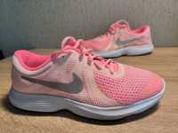 Літні жіночі кросівки Nike Revolution 4 (38 розмір)