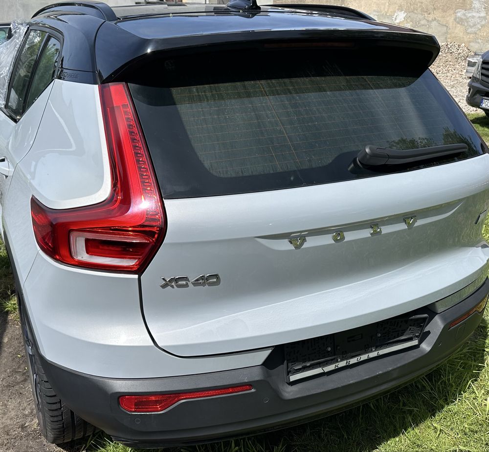 Volvo XC40 Plug IN R Design 2020r
