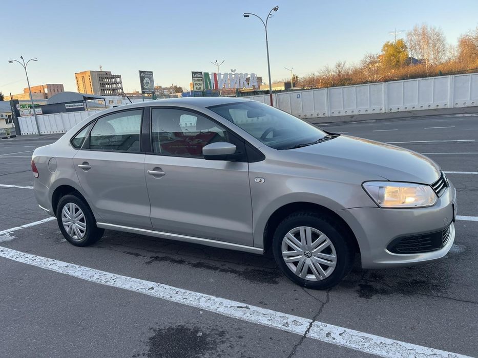 Volkswagen Polo 2011 1.6 газ кондиціонер