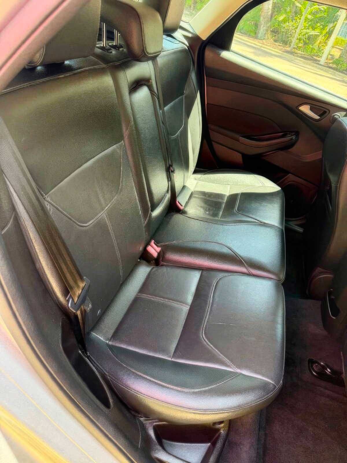 2017 Ford Focus Titanium