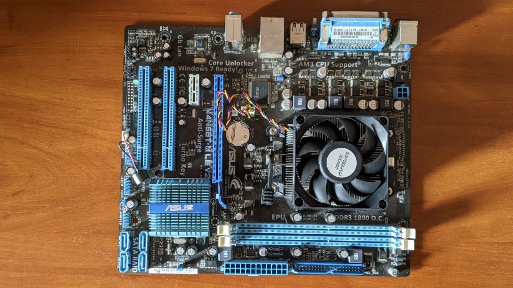 Комплект Asus M4N68T-M LE V2 AMD Phenom II X2 555 BE 3,2 GHz