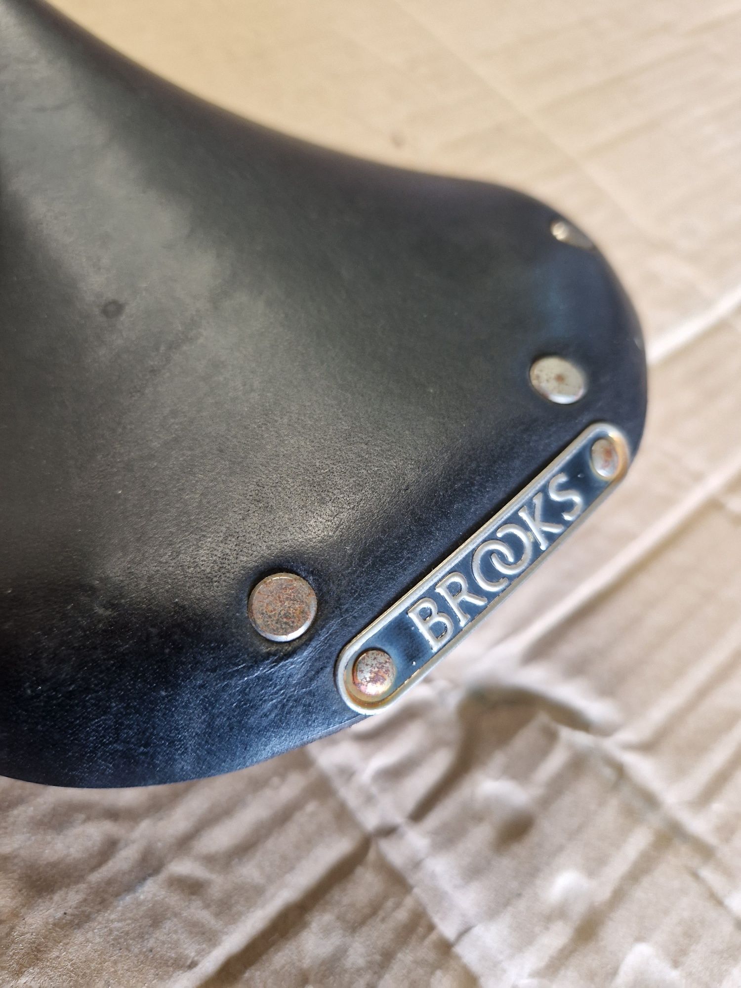Siodełko Brooks B15 Swallow czarne