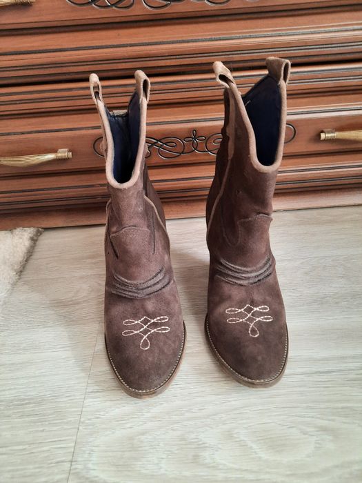 Сапоги ковбойские замшевые