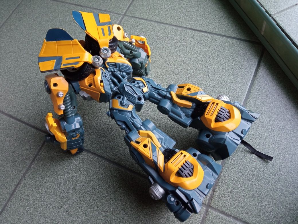 Игрушка робот Трансформер Hasbro Transformers Bumblebee 30 см!