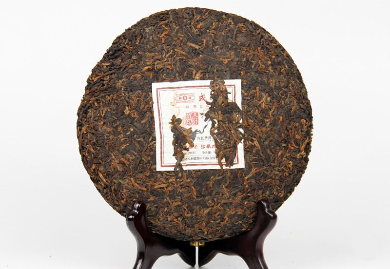 Чай шу пуер MengKu Rongshi 2016 MuYeChun GongTing Puer 400 гр млинець