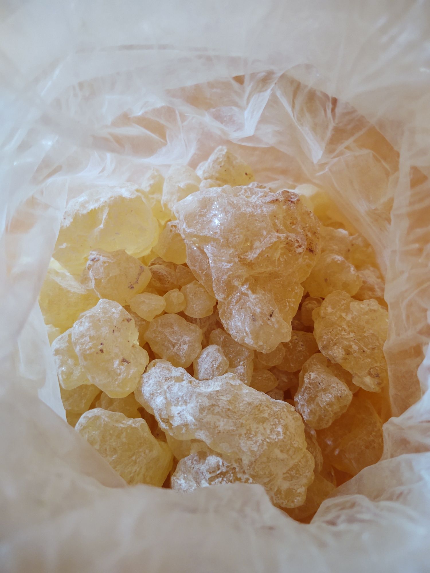 Żywica damarowa 1kg.