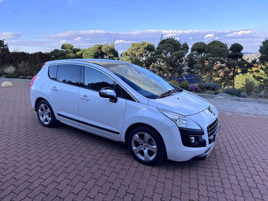 Peugeot 3008 2.0д. Автомат