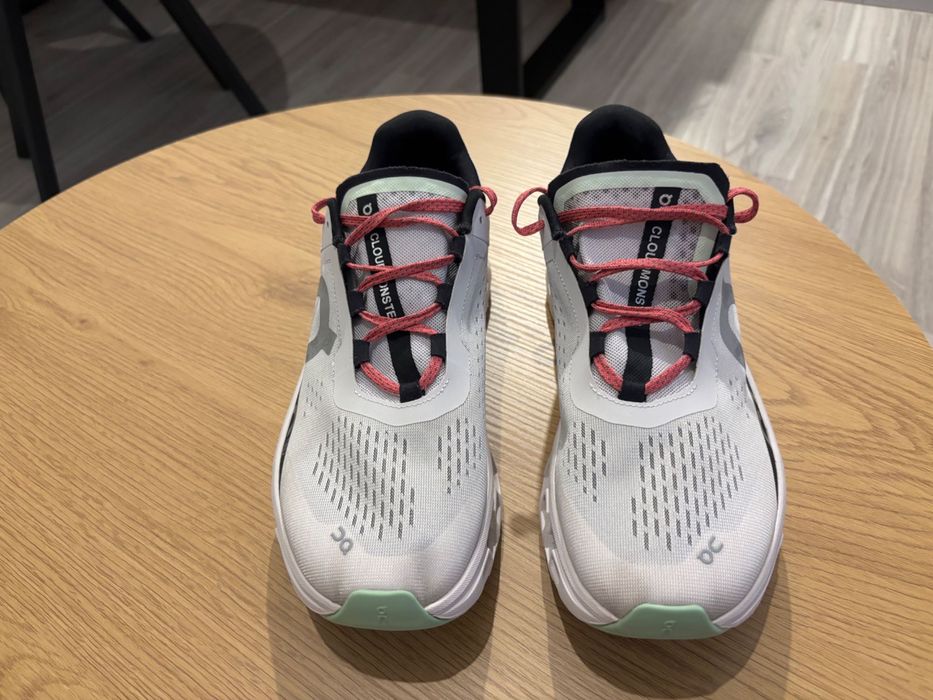 Sprzedam buty biegowe on runing