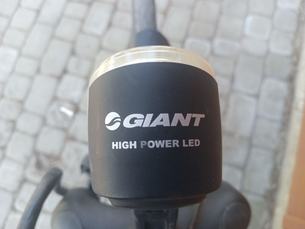 Продам електровелосипед GIANT 7 планетарок.