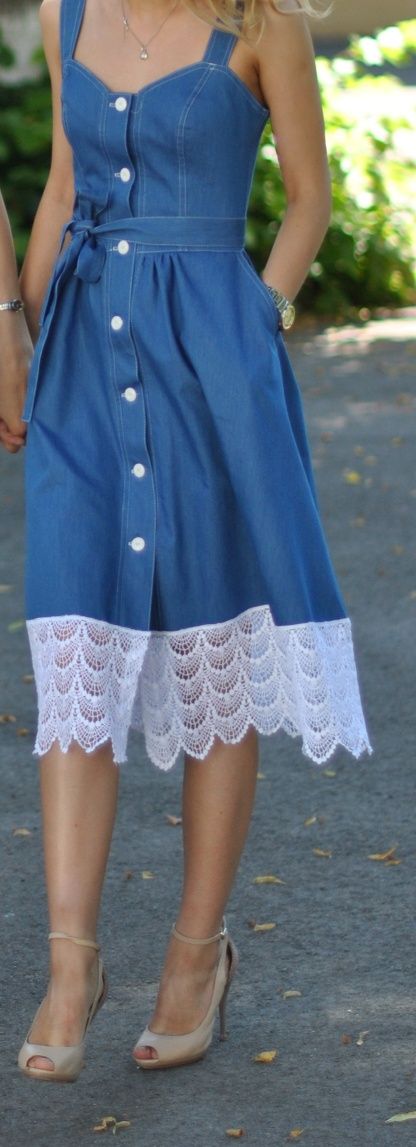 Сукня The Lace синя з білим мереживом