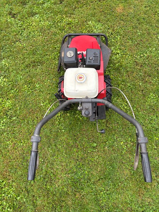 Capinadeira corta mato