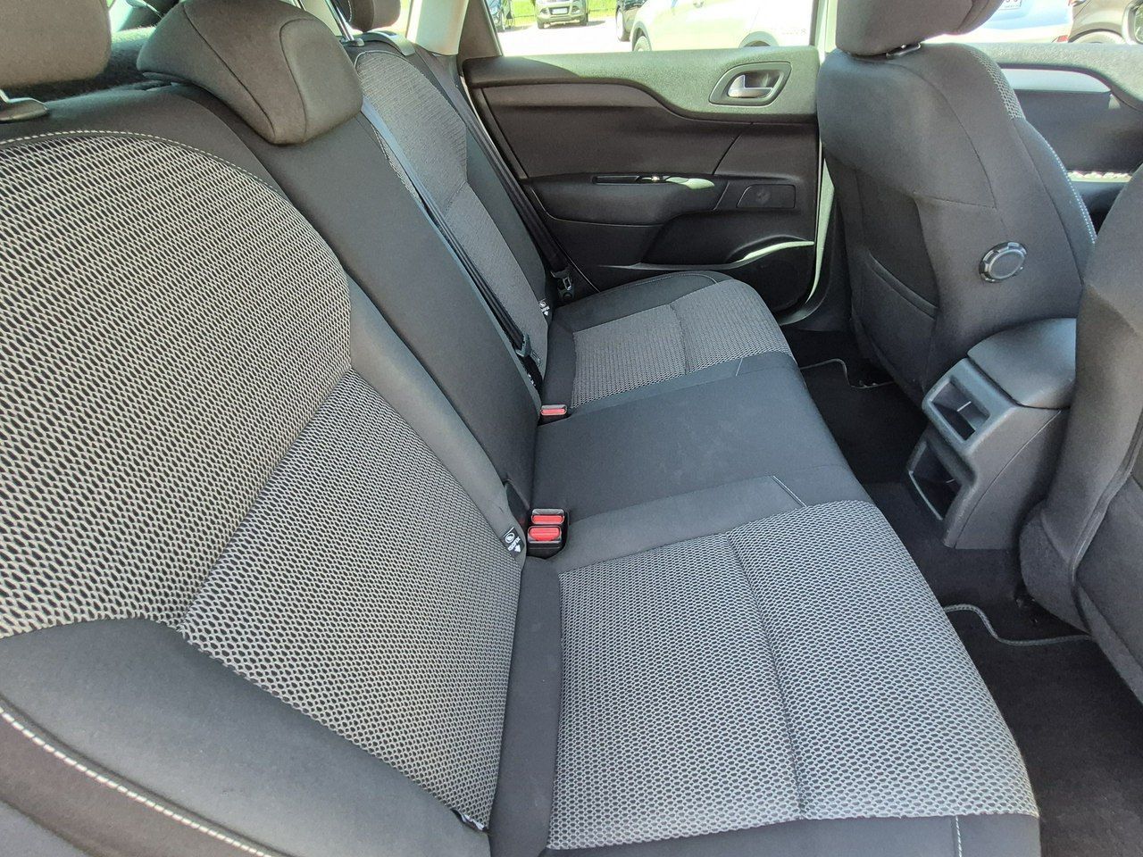 Citroën C4 1.6 HDI**Krajowy**Zarejestrowany**2014**Nowy Rozrząd**
