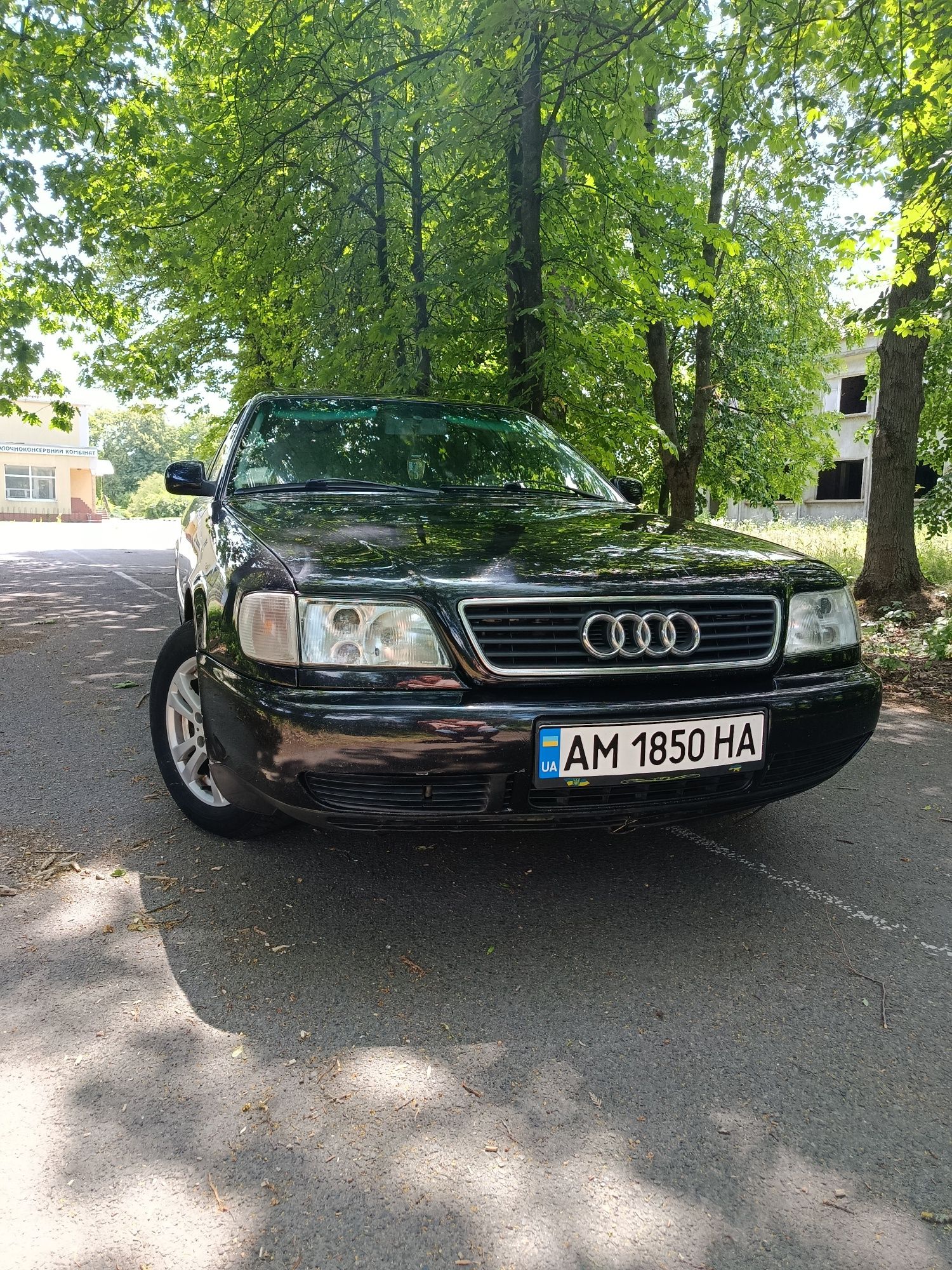 Продам надійний автомобіль АУДІ А6 С4