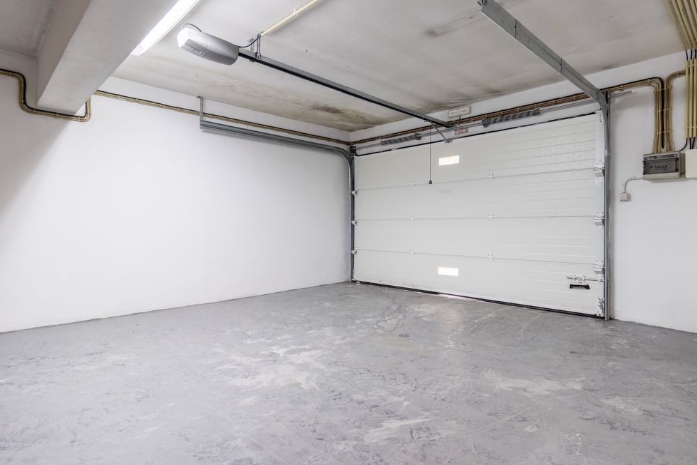 Garagem Box - 16m2 - Rua dos 4 Caminhos