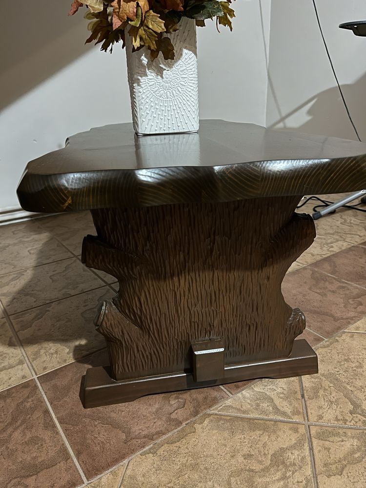 Stolik drewniany jaworowy kawowy stół do salonu lite drewno rzeźbiony