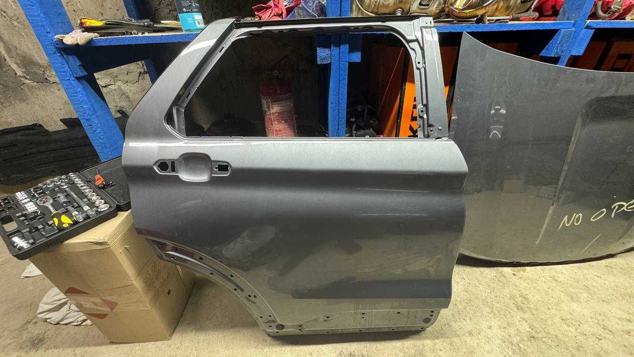 Ford explorer 2020 дверь
