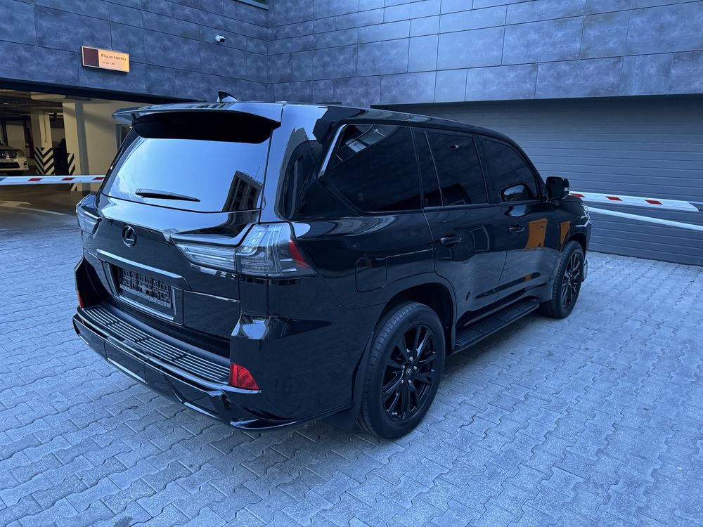 Lexus Lx 450d Black Edition