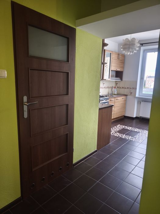 Sprzedam mieszkanie przy rynku Prudnik 50 m kw.