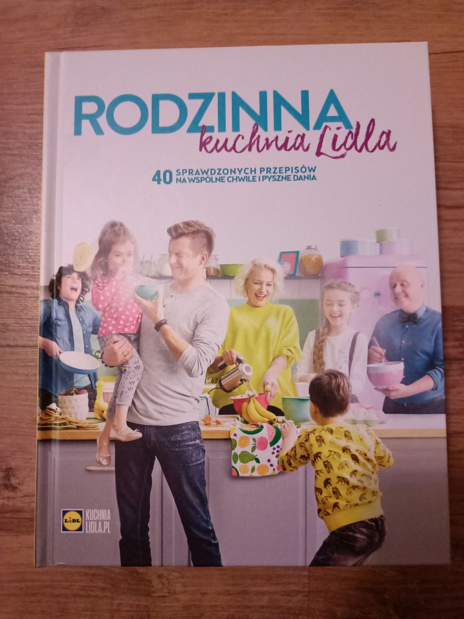 Rodzinna kuchnia Lidla. Ryby są super. Jeść zdrowiej warzywa i owoce.