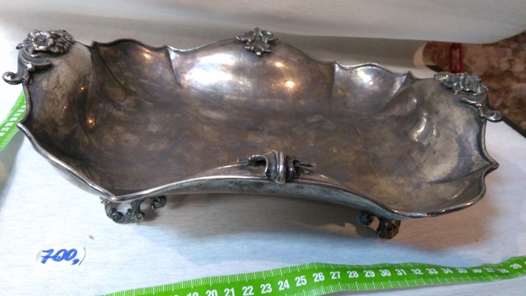 Patera srebrna , polska w cenie 4500 zł