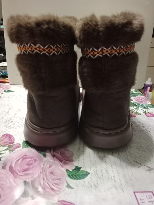 Угги для сухой погоды.