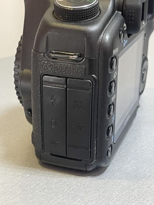 Canon 5D II 33к пробіг