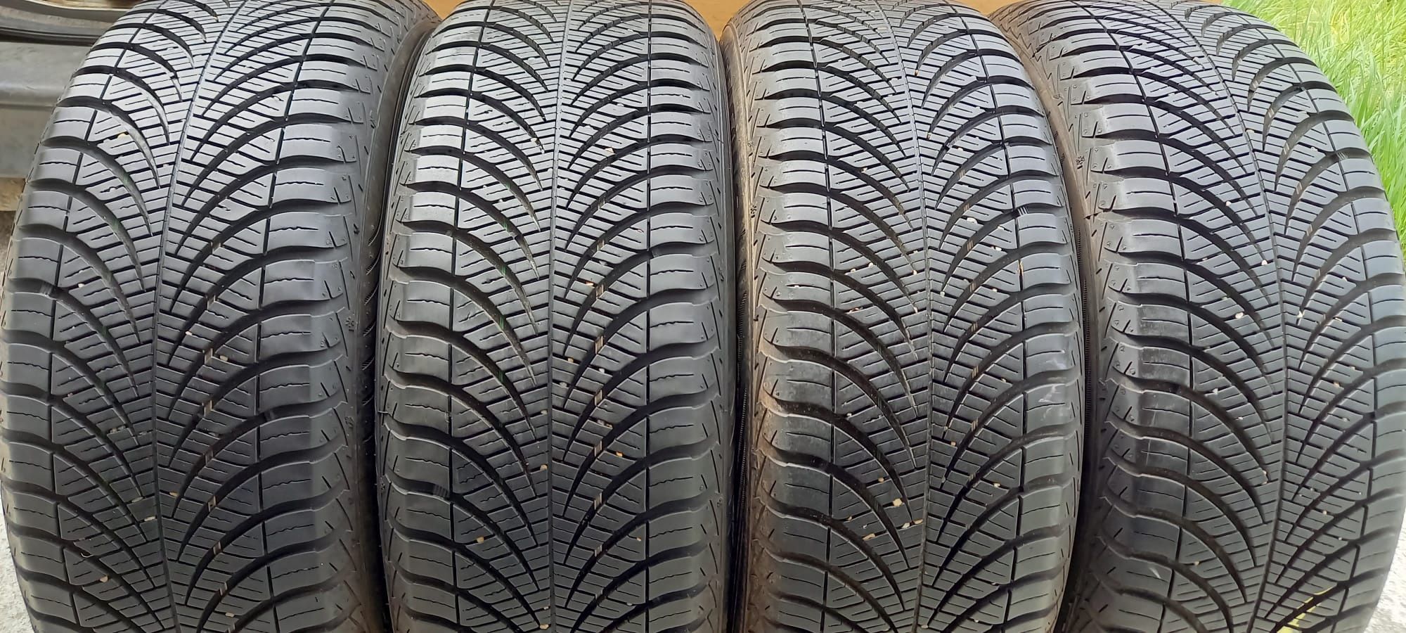 4x 205/55/16 Goodyear Vector 4seasons 2021r 7mm komplet