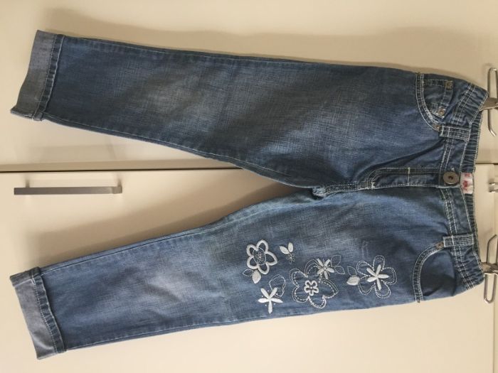 Conjunto da PreNatal - Calça de ganga bordada e T-Shirt