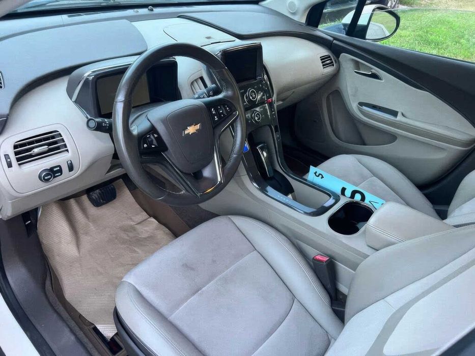 Chevrolet Volt Premium      2014
