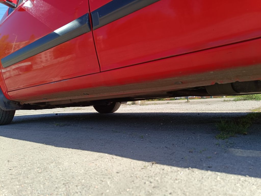HYUNDAI GETZ 2008 1,4 хорошем состоянии