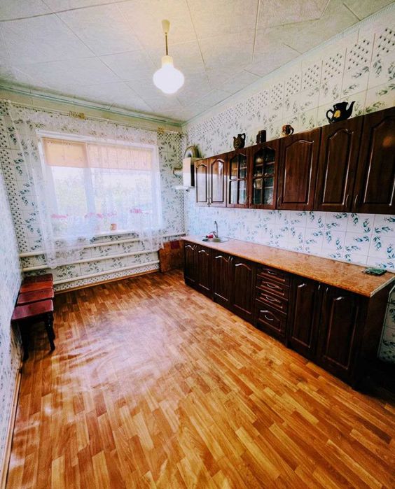 Продам 2 этажный дом 120метров, г. Мерефа, центр SM