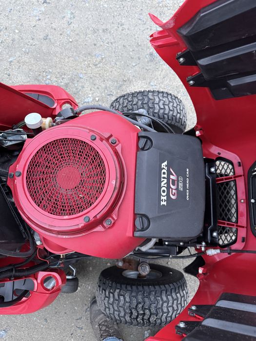 Traktorek kosiarka Honda HF2417 z zamiatarką