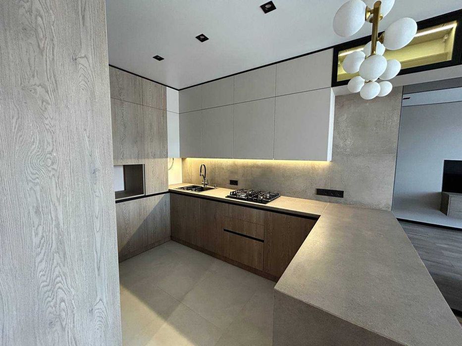 Продаж, 1 кімнатна  квартира, новобудова , вул Роксоляни