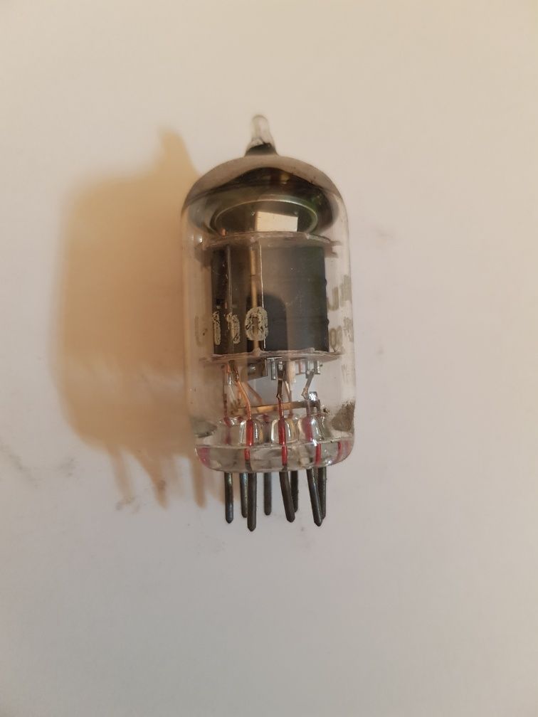 Lampa elektronowa Tesla 3 sztuki PCF 802