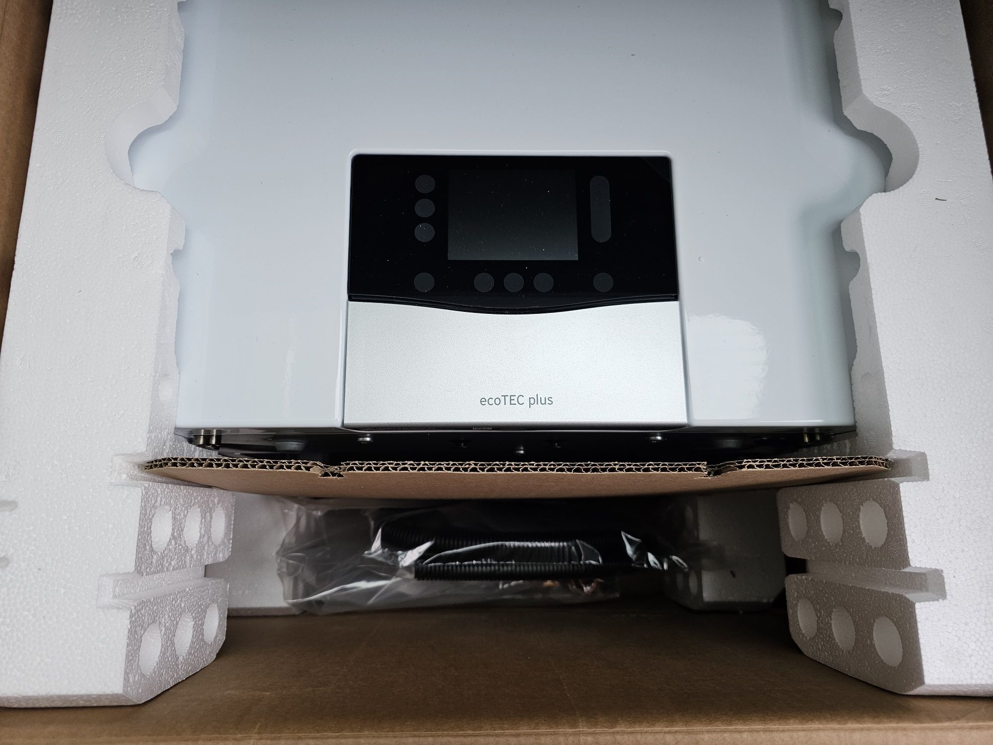 Котел Vaillant ecoTEC plus VUW 32CS