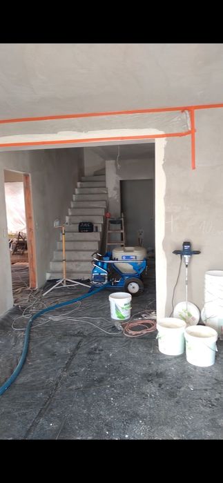 Szpachlowanie/ malowanie/sufity podwieszane